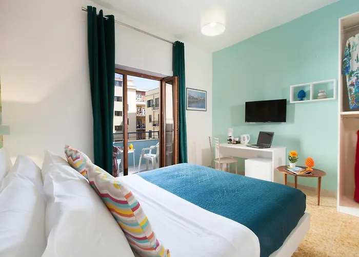 Mahal Kita Frühstückspension