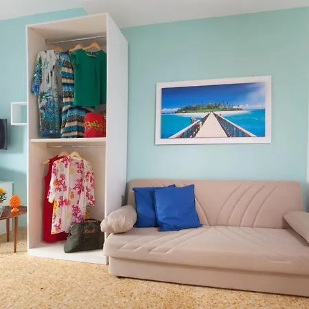 Mahal Kita Готель типу 