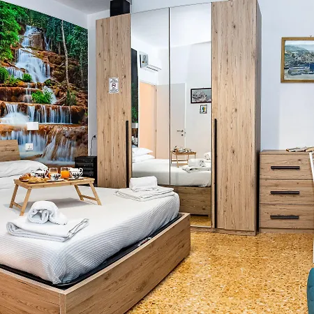 Mahal Kita Готель типу 