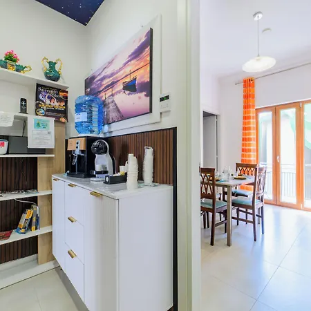 Bed and Breakfast Mahal Kita 3*