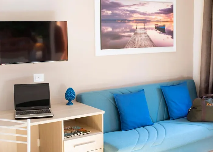 Mahal Kita Couette-café