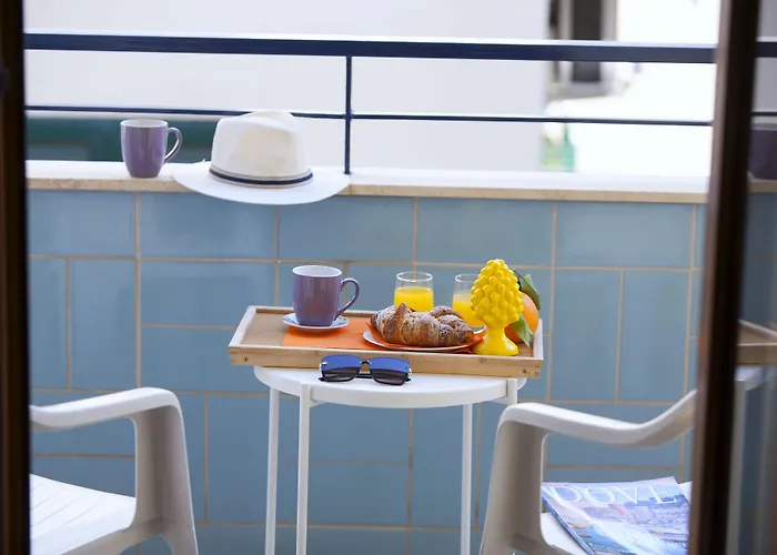 Mahal Kita Couette-café 3*